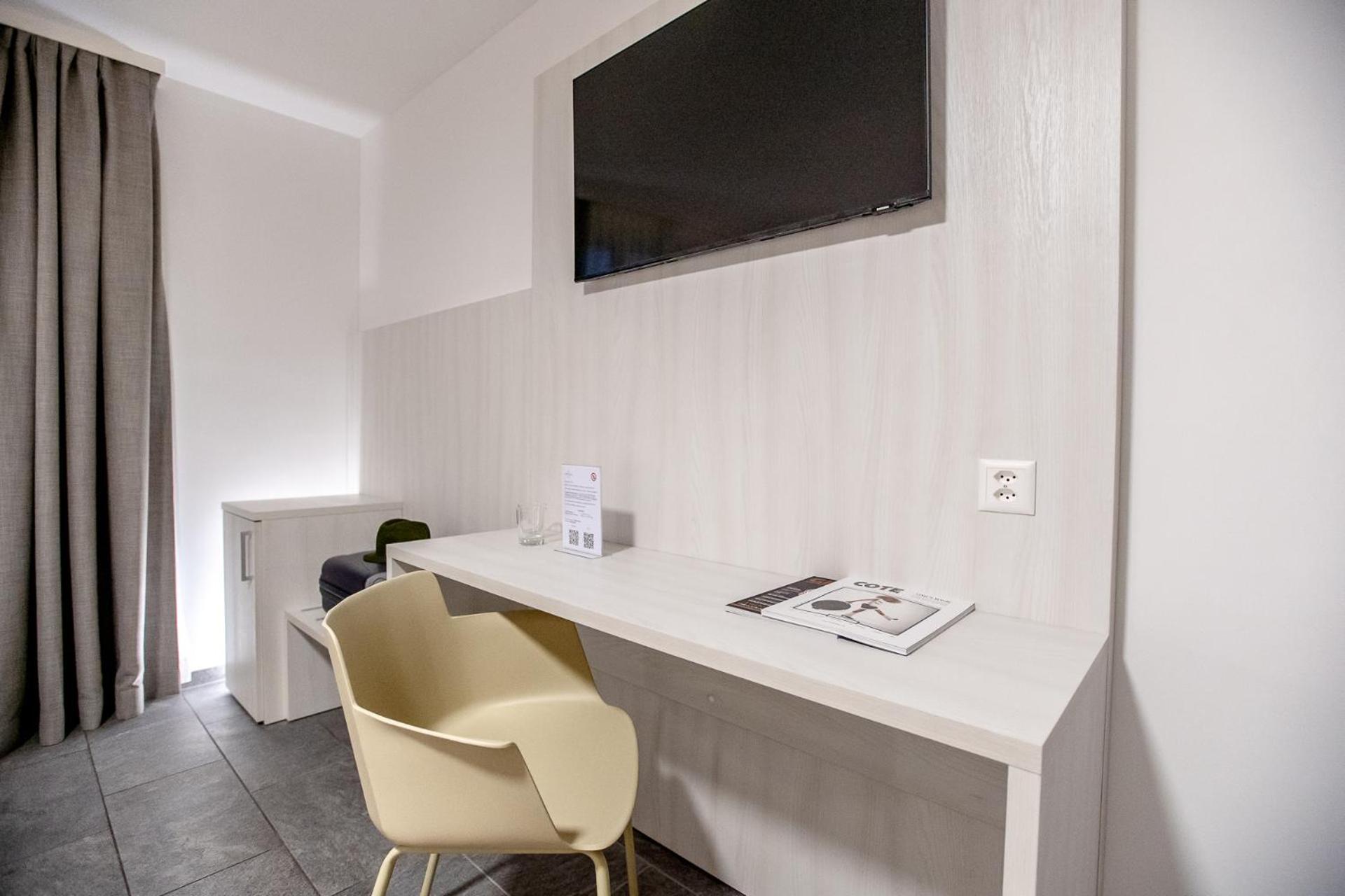 Miralago Locarno Easy Rooms Muralto 外观 照片
