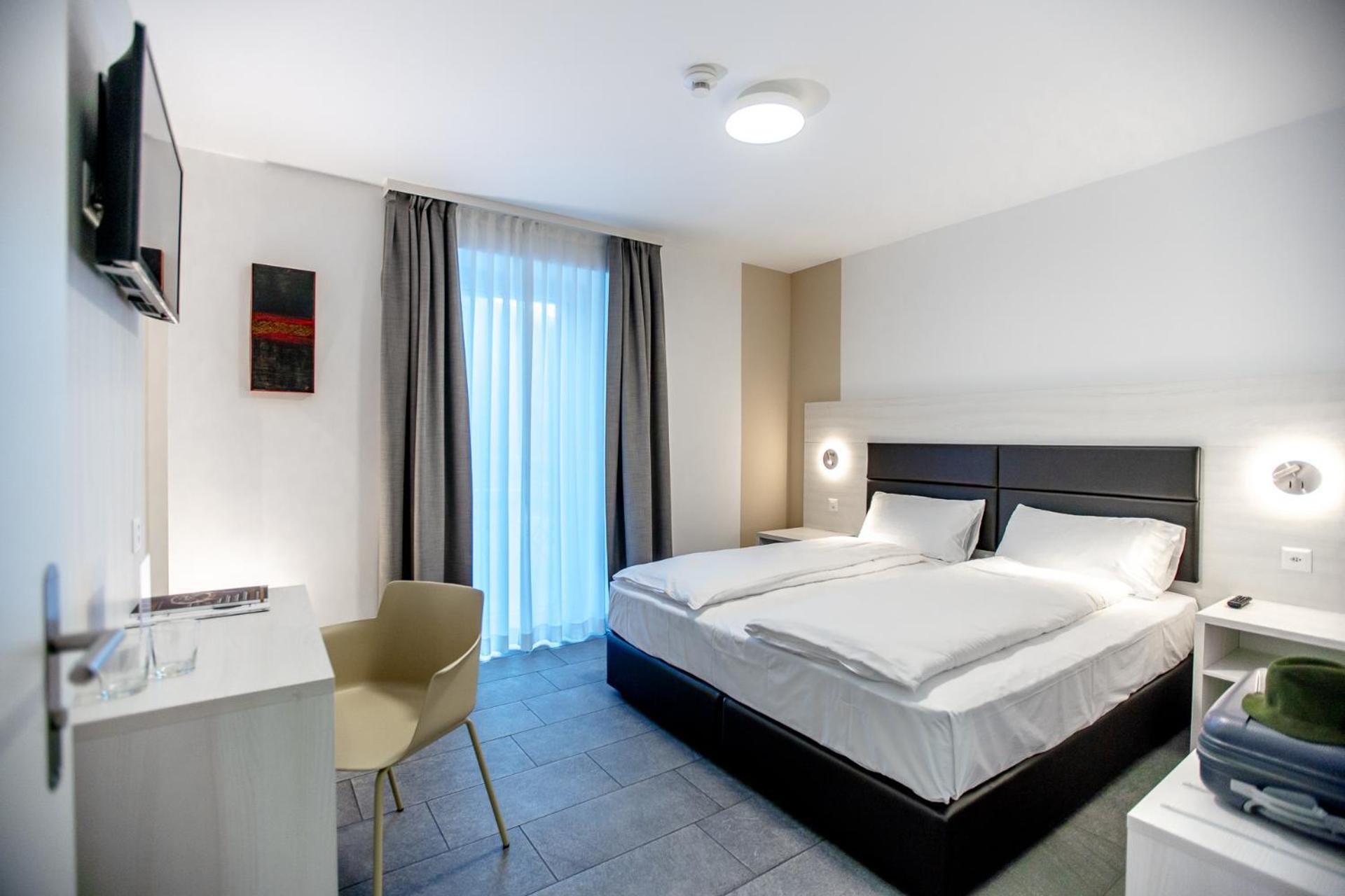 Miralago Locarno Easy Rooms Muralto 外观 照片
